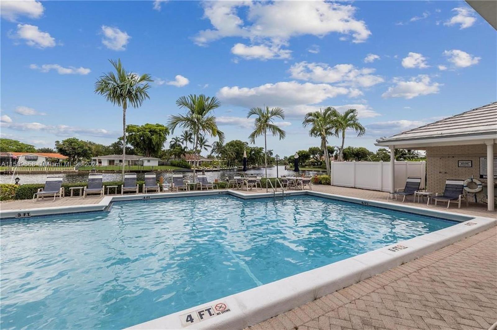 180 Cypress Club Dr # 822
