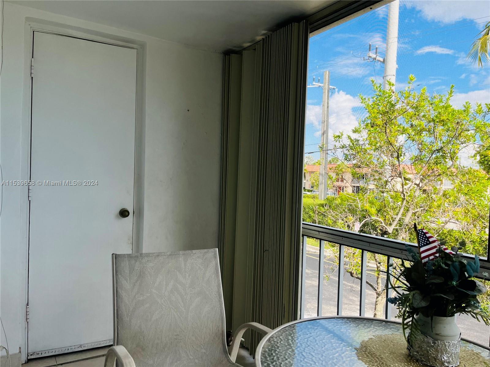 180 Cypress Club Dr # 822