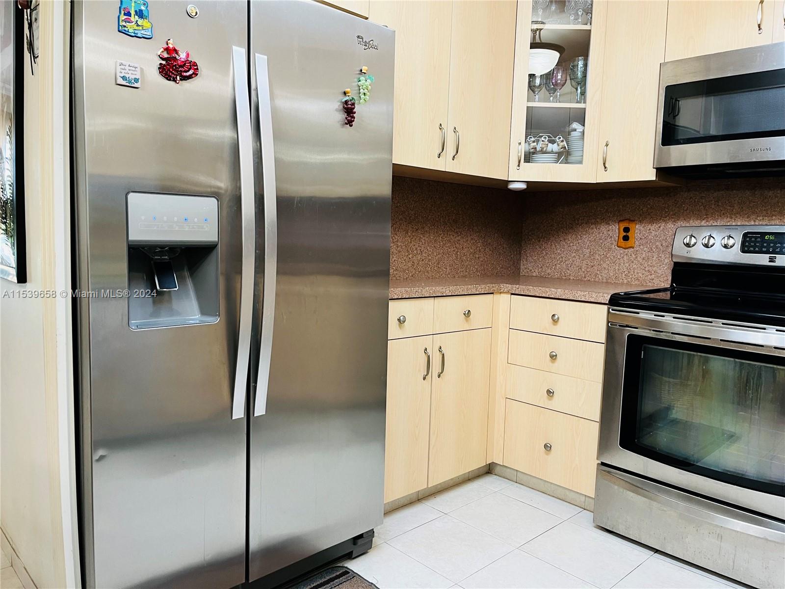 180 Cypress Club Dr # 822