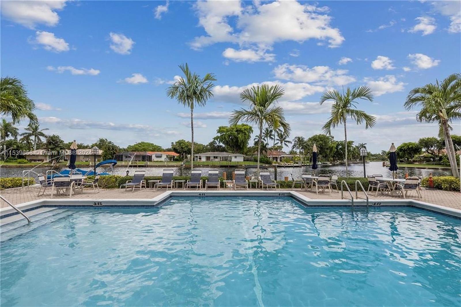 180 Cypress Club Dr # 822