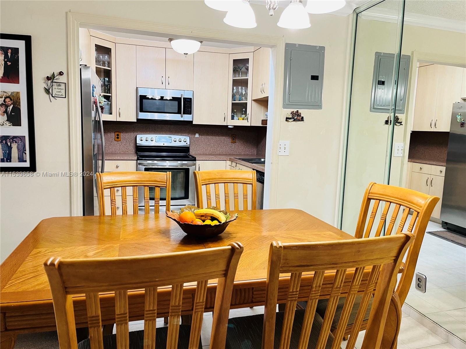180 Cypress Club Dr # 822