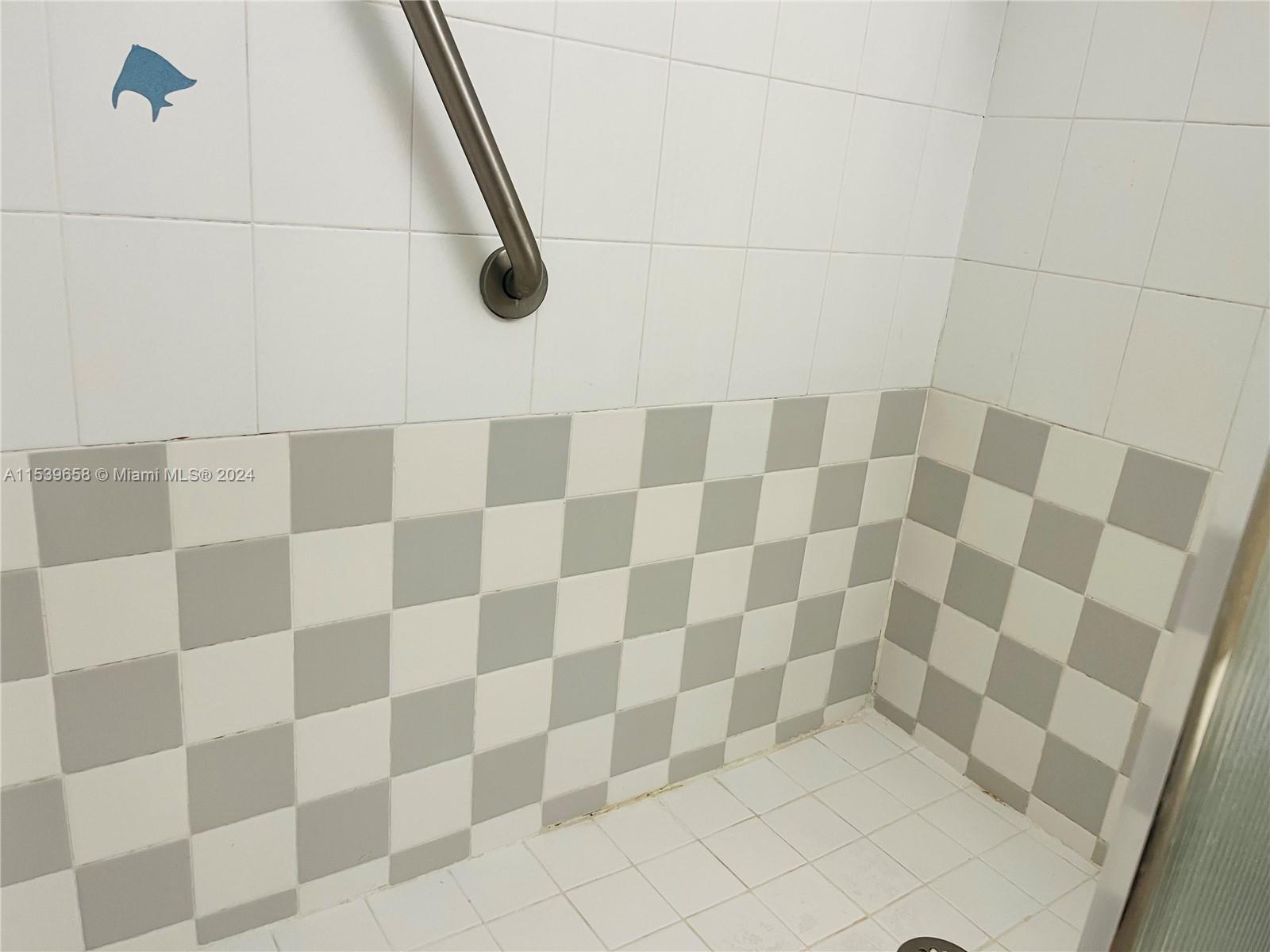 180 Cypress Club Dr # 822