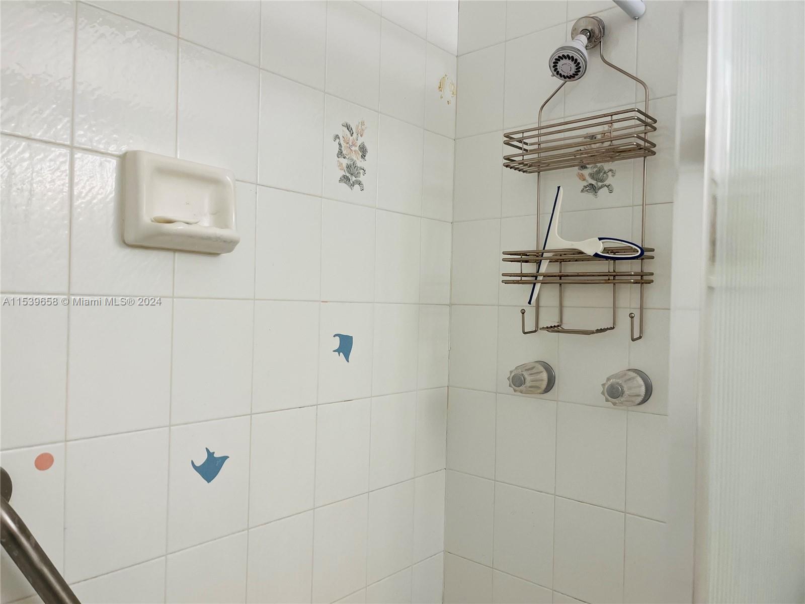 180 Cypress Club Dr # 822