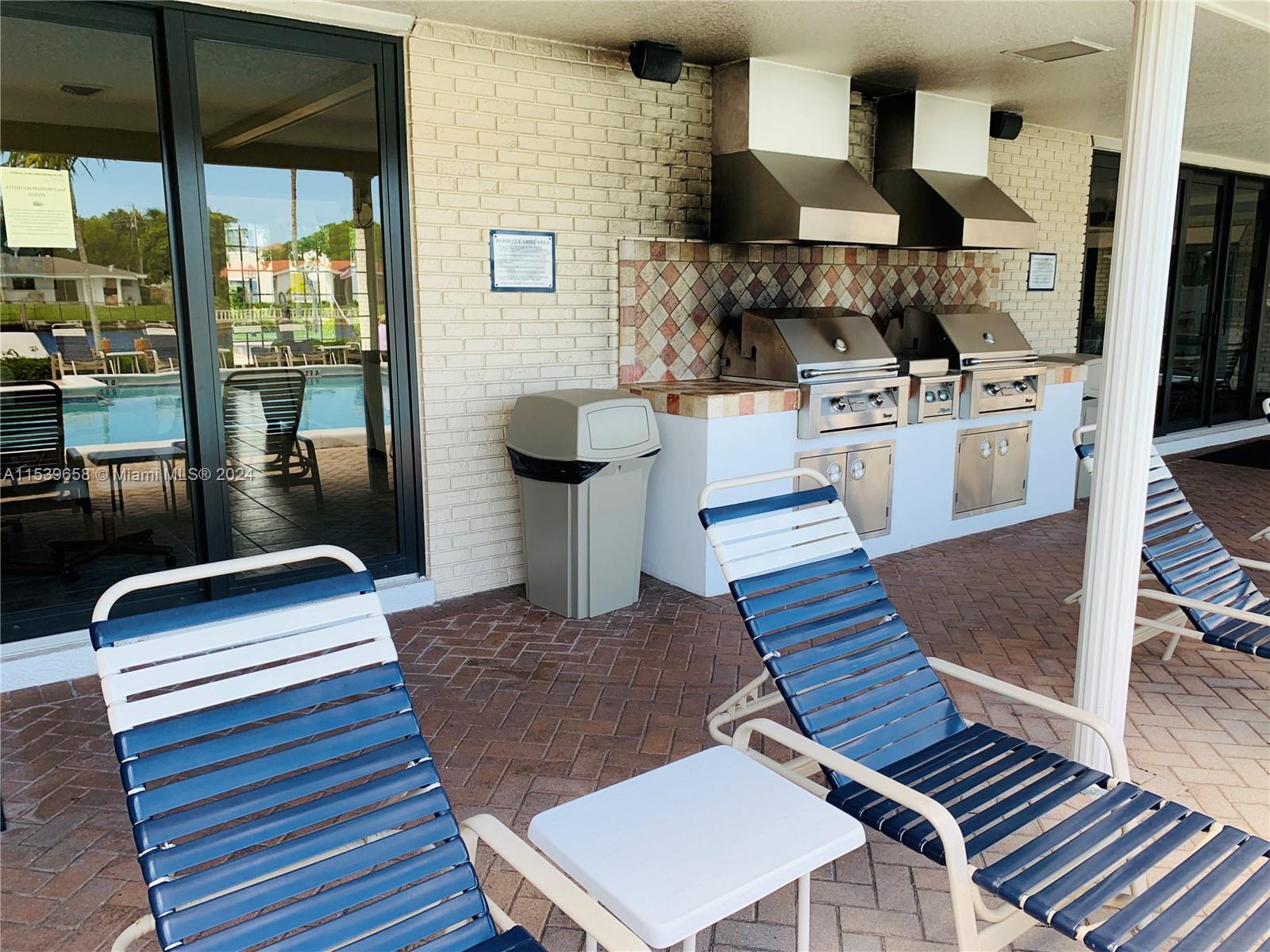 180 Cypress Club Dr # 822