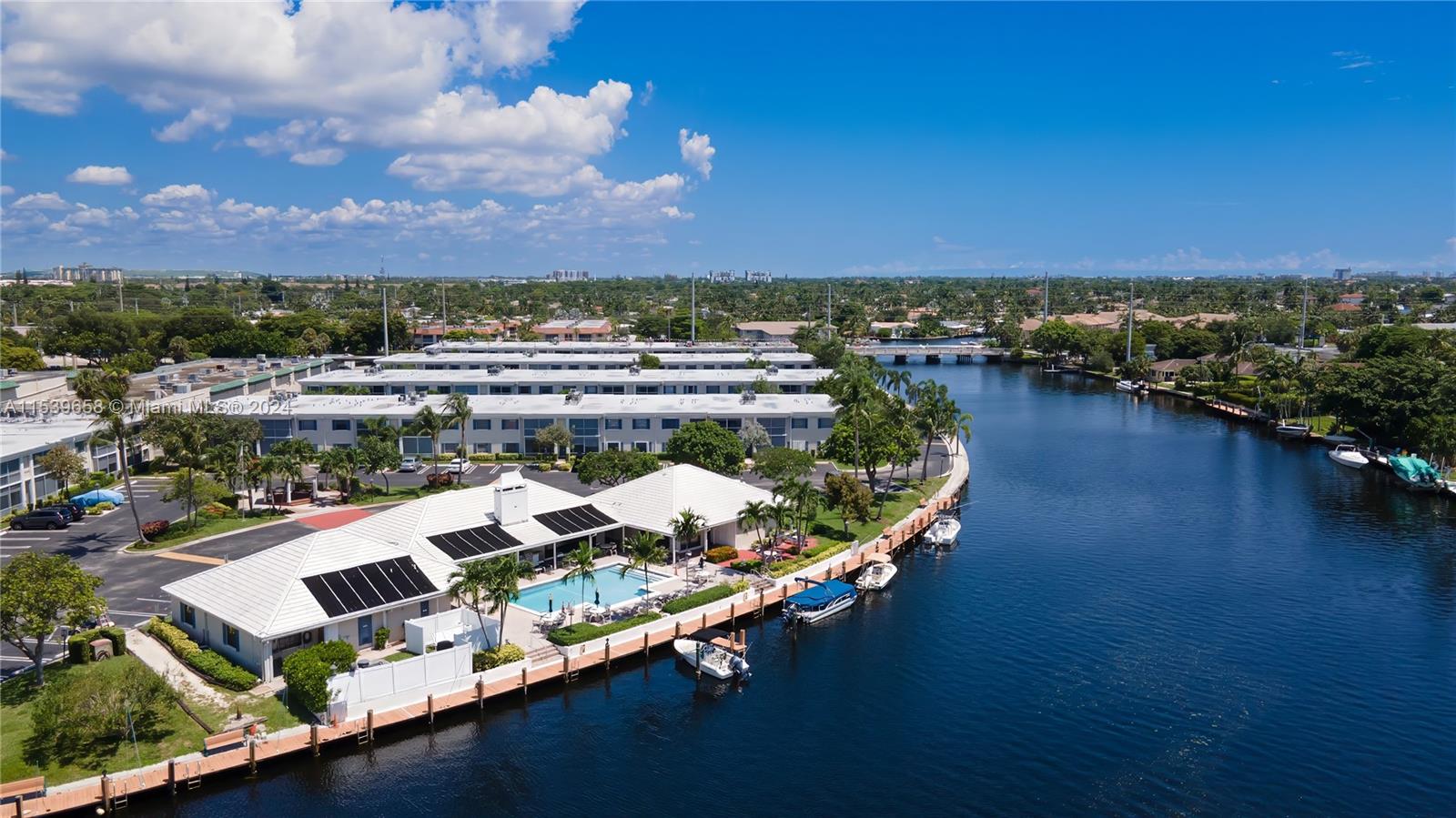 180 Cypress Club Dr # 822