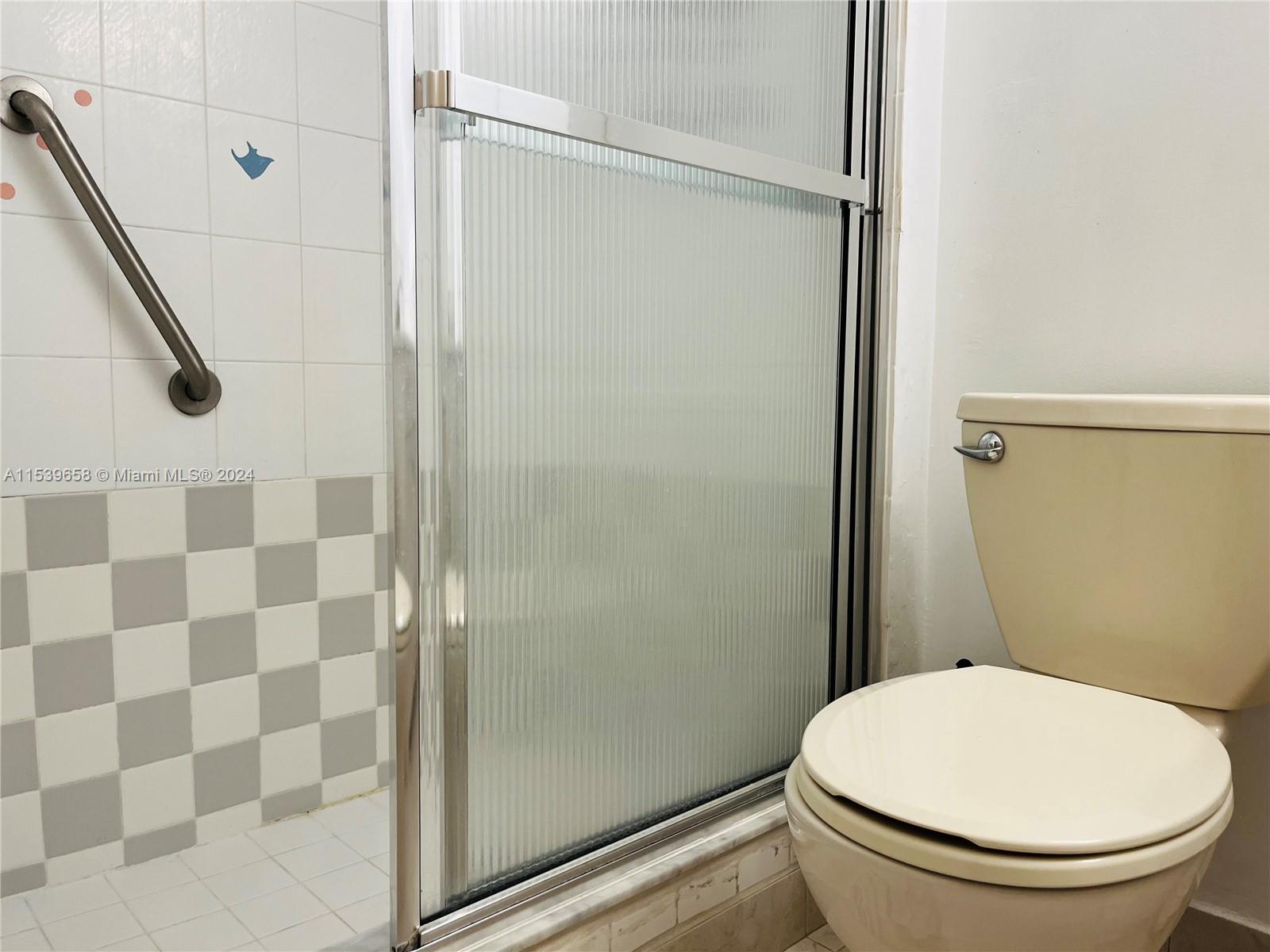 180 Cypress Club Dr # 822