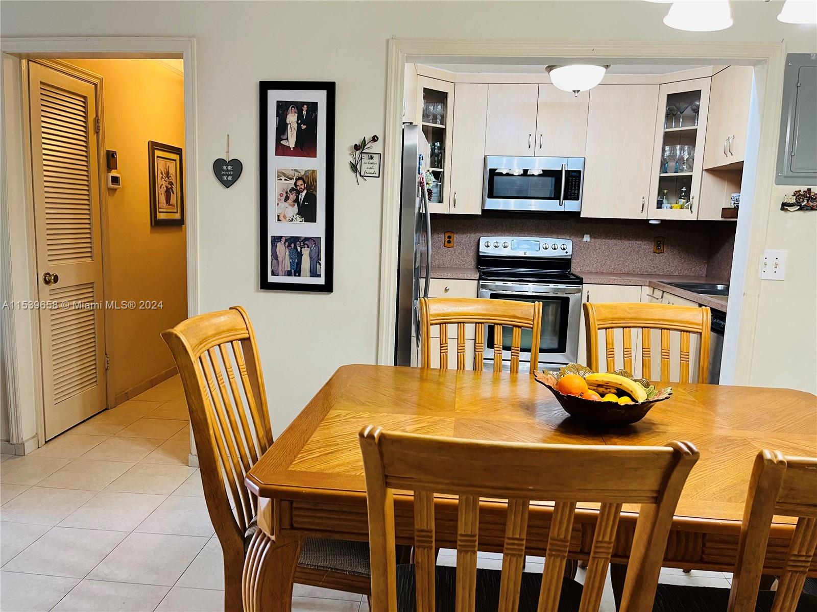 180 Cypress Club Dr # 822