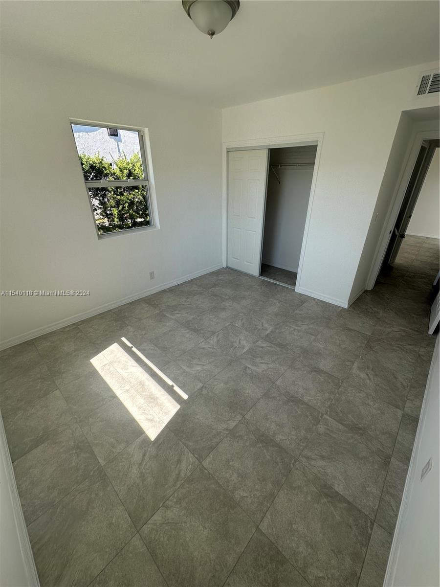 2719 Lincoln St # 7 Unit: 1-7