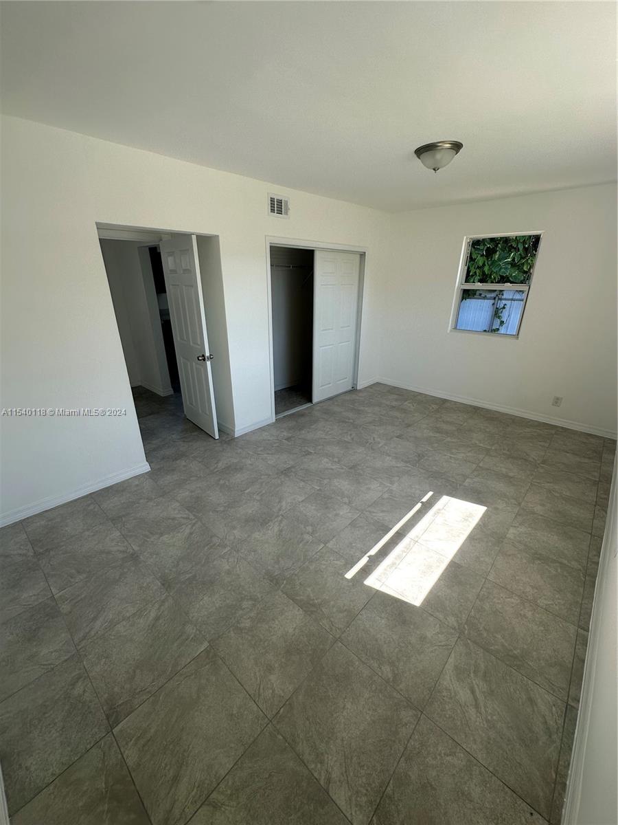 2719 Lincoln St # 7 Unit: 1-7