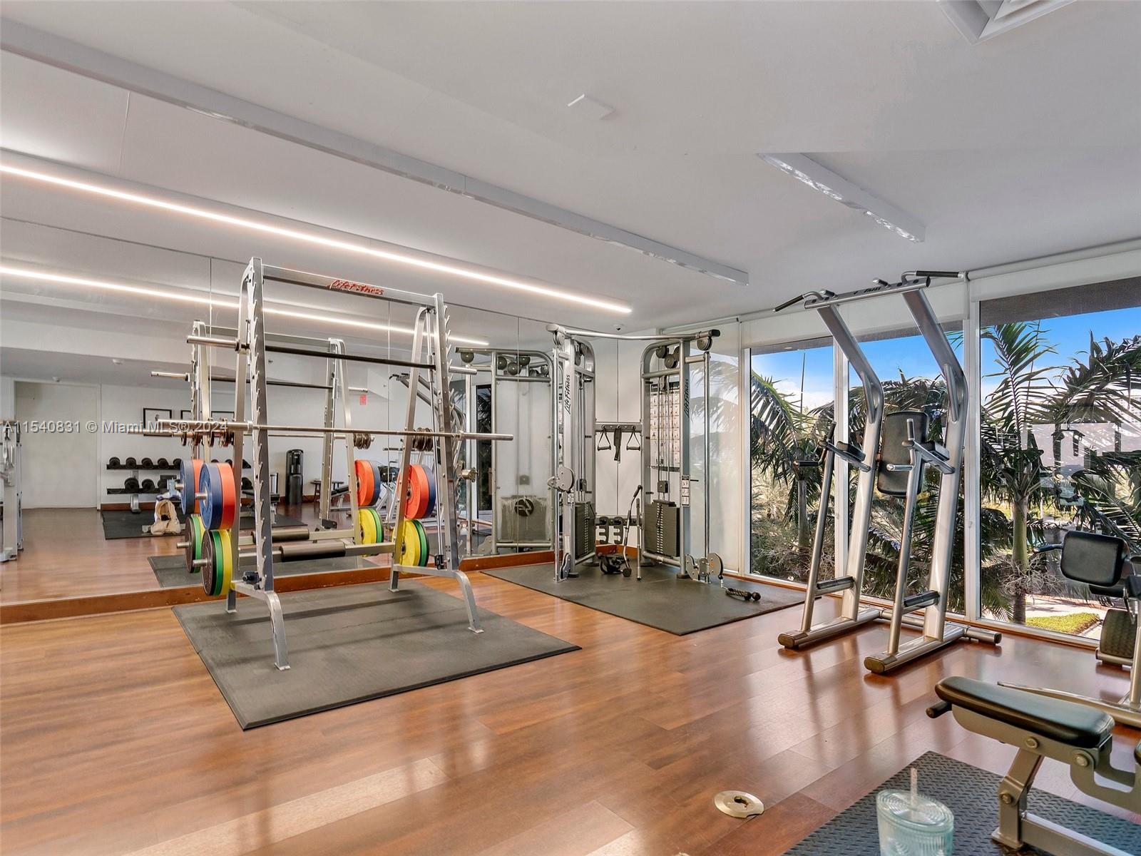 19111 Collins Ave # 2207