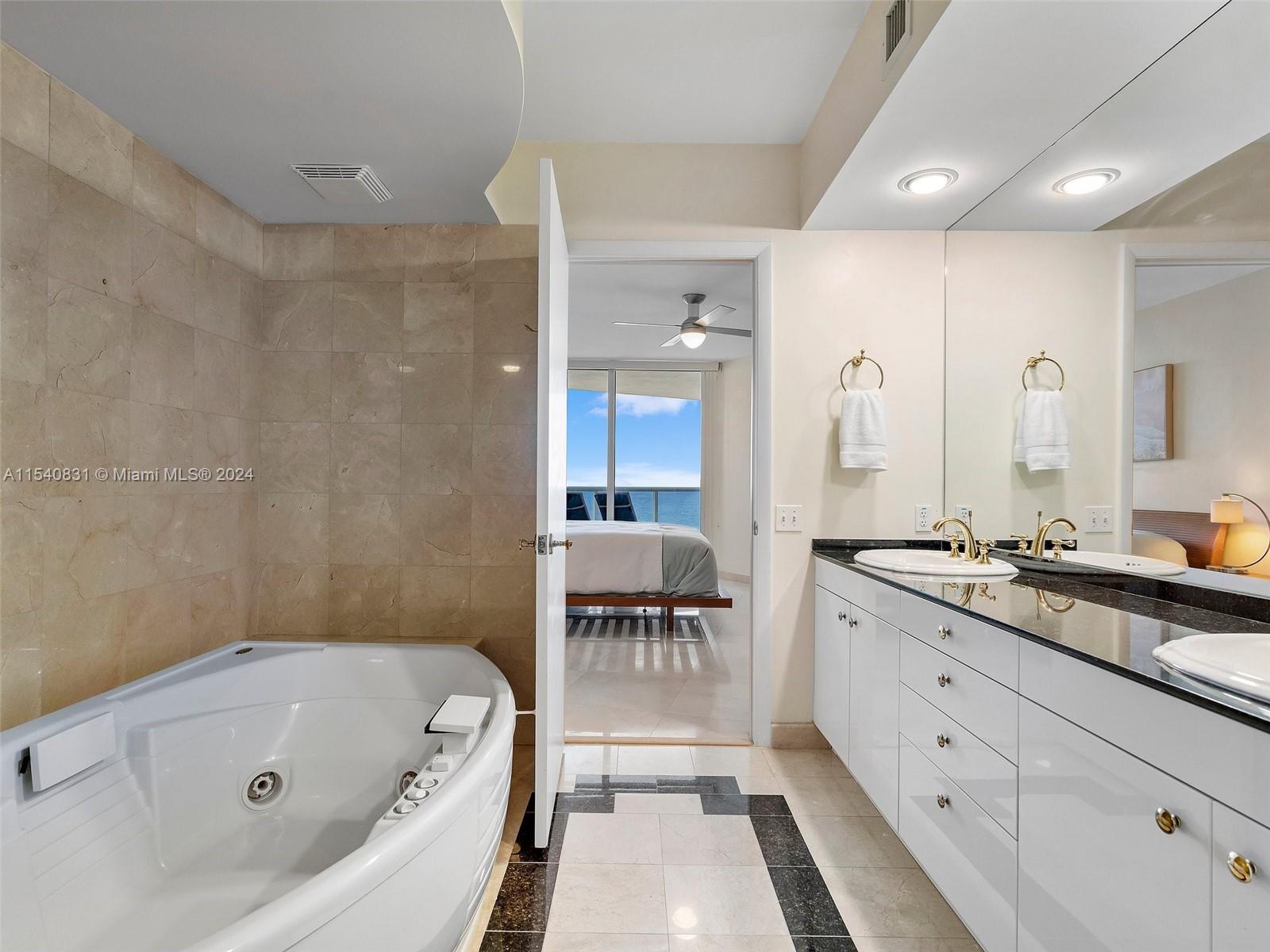 19111 Collins Ave # 2207