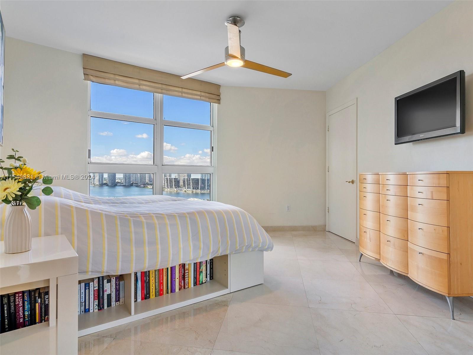 19111 Collins Ave # 2207