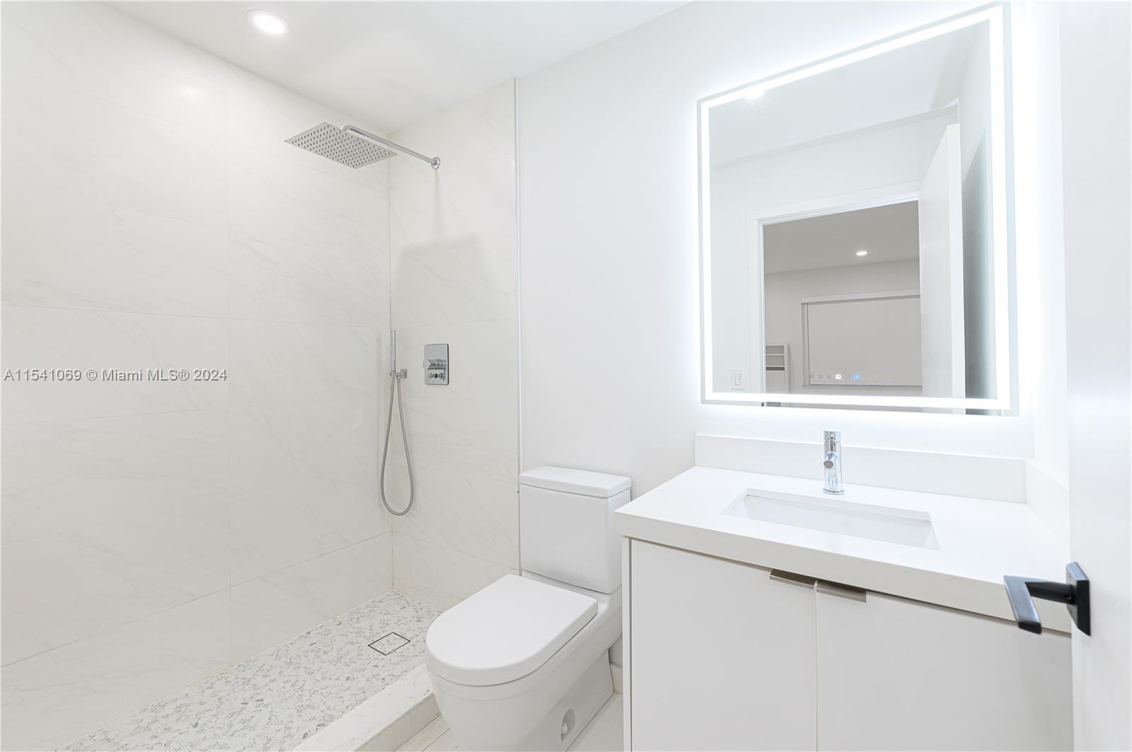 451 NW 82nd Ave # 804