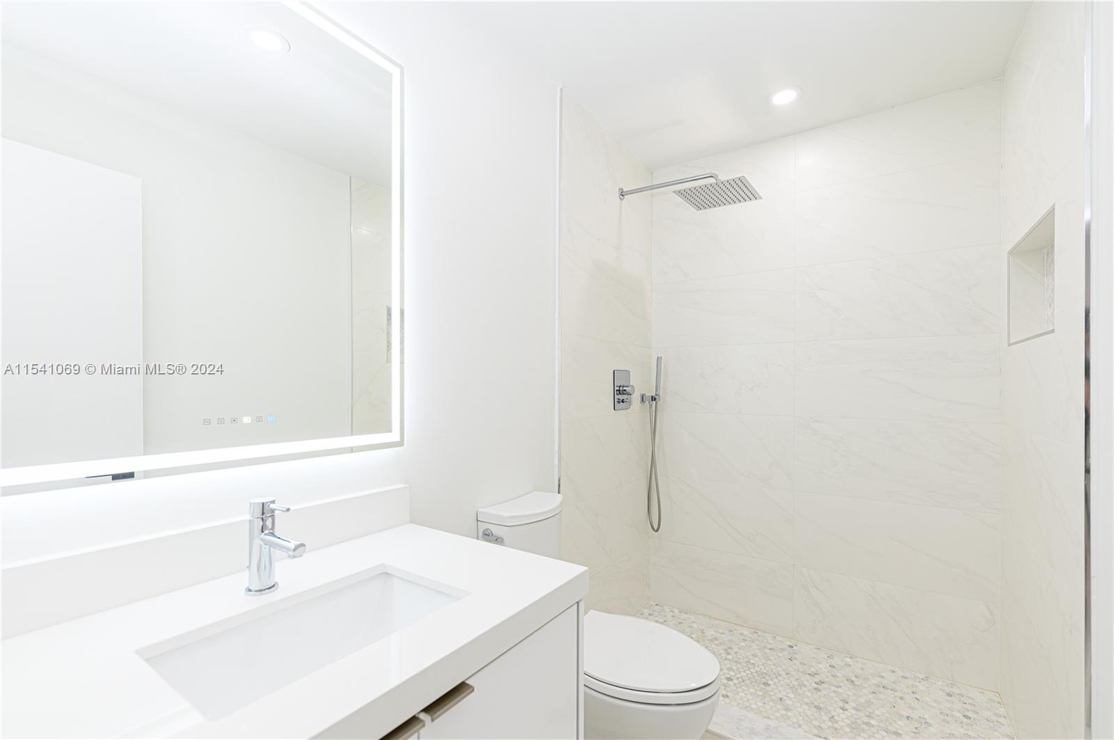 451 NW 82nd Ave # 804