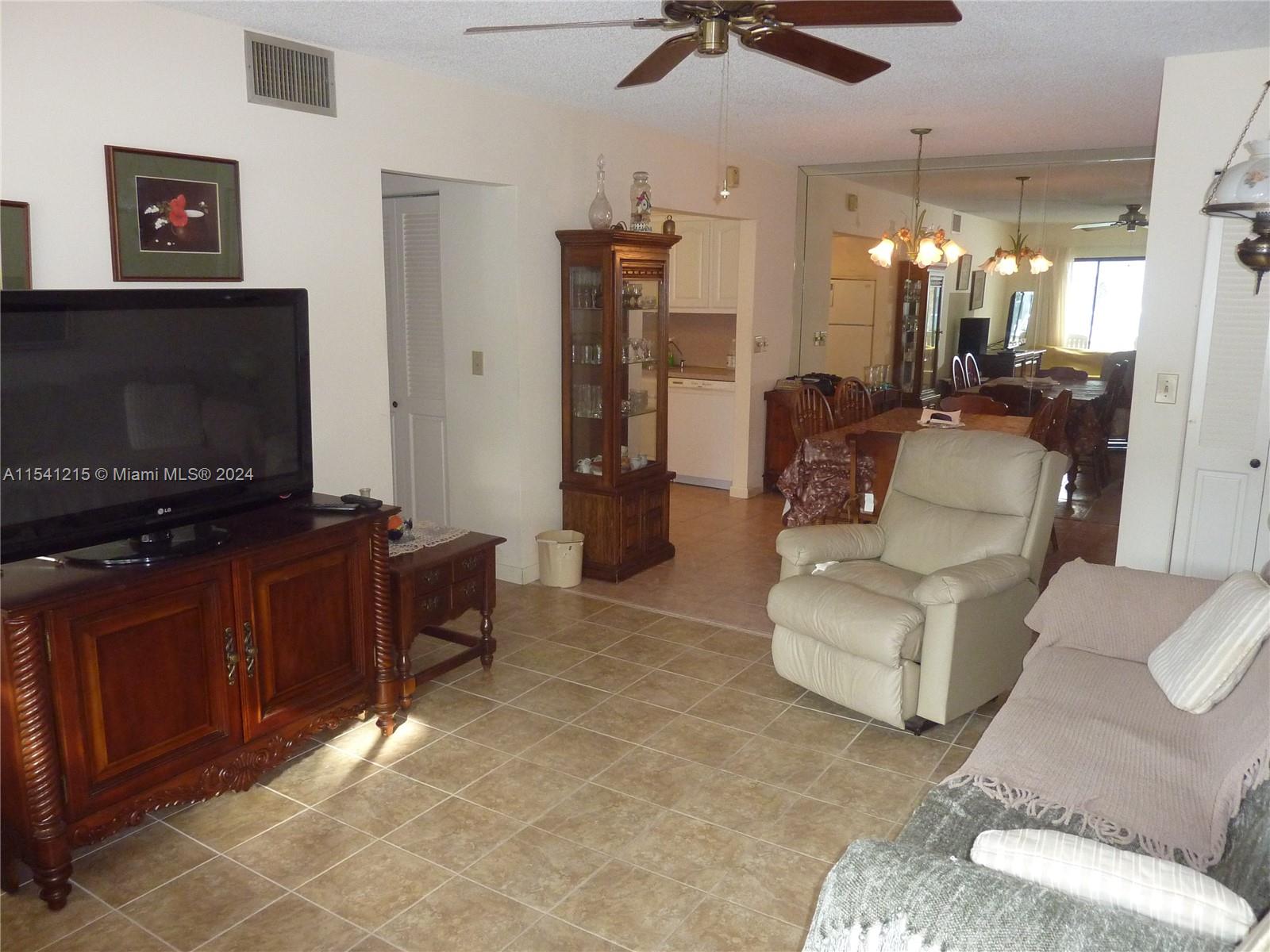 140 Cypress Club Dr # 403