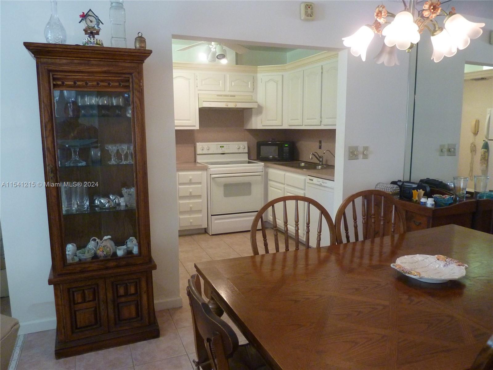 140 Cypress Club Dr # 403