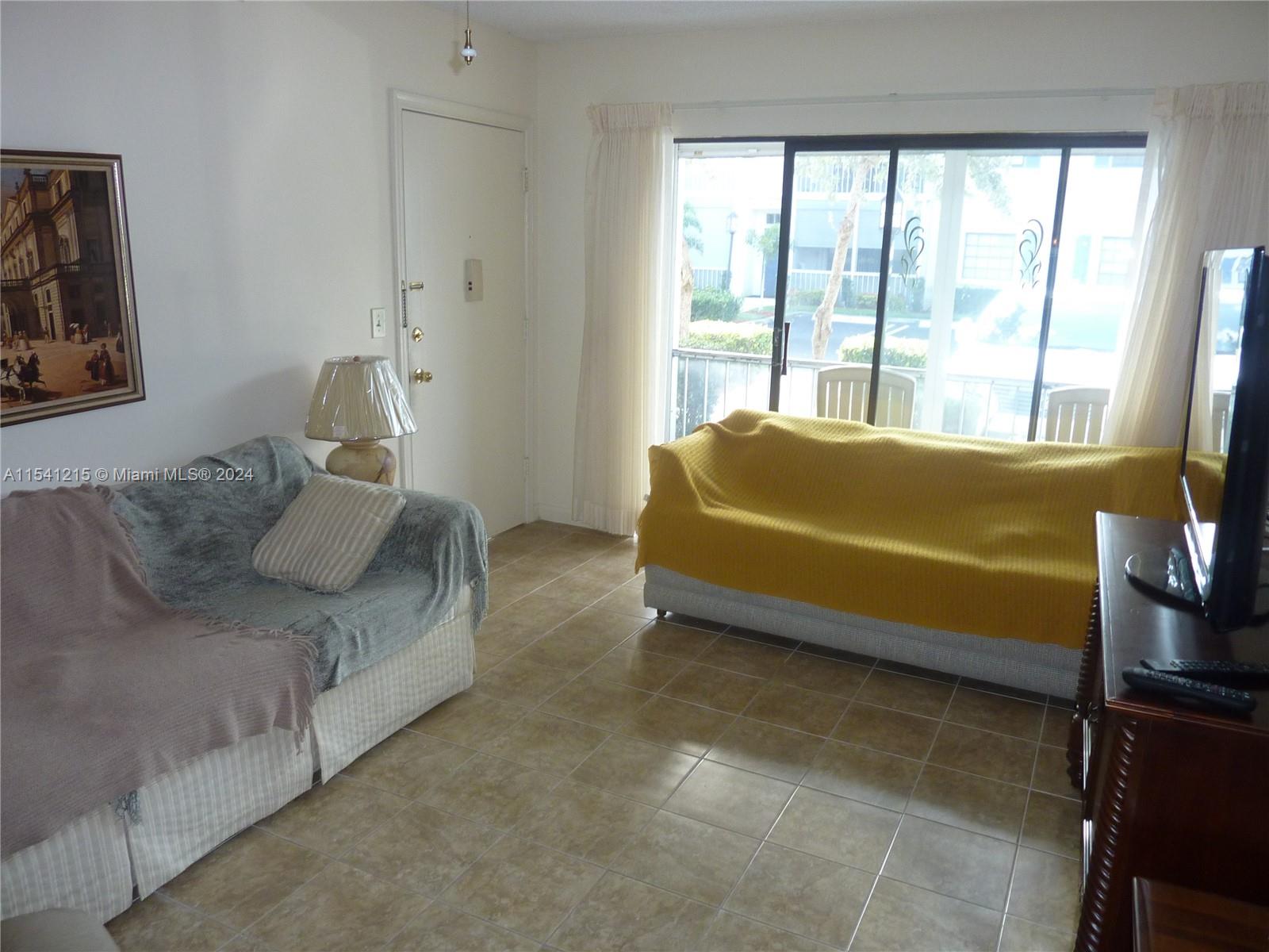140 Cypress Club Dr # 403