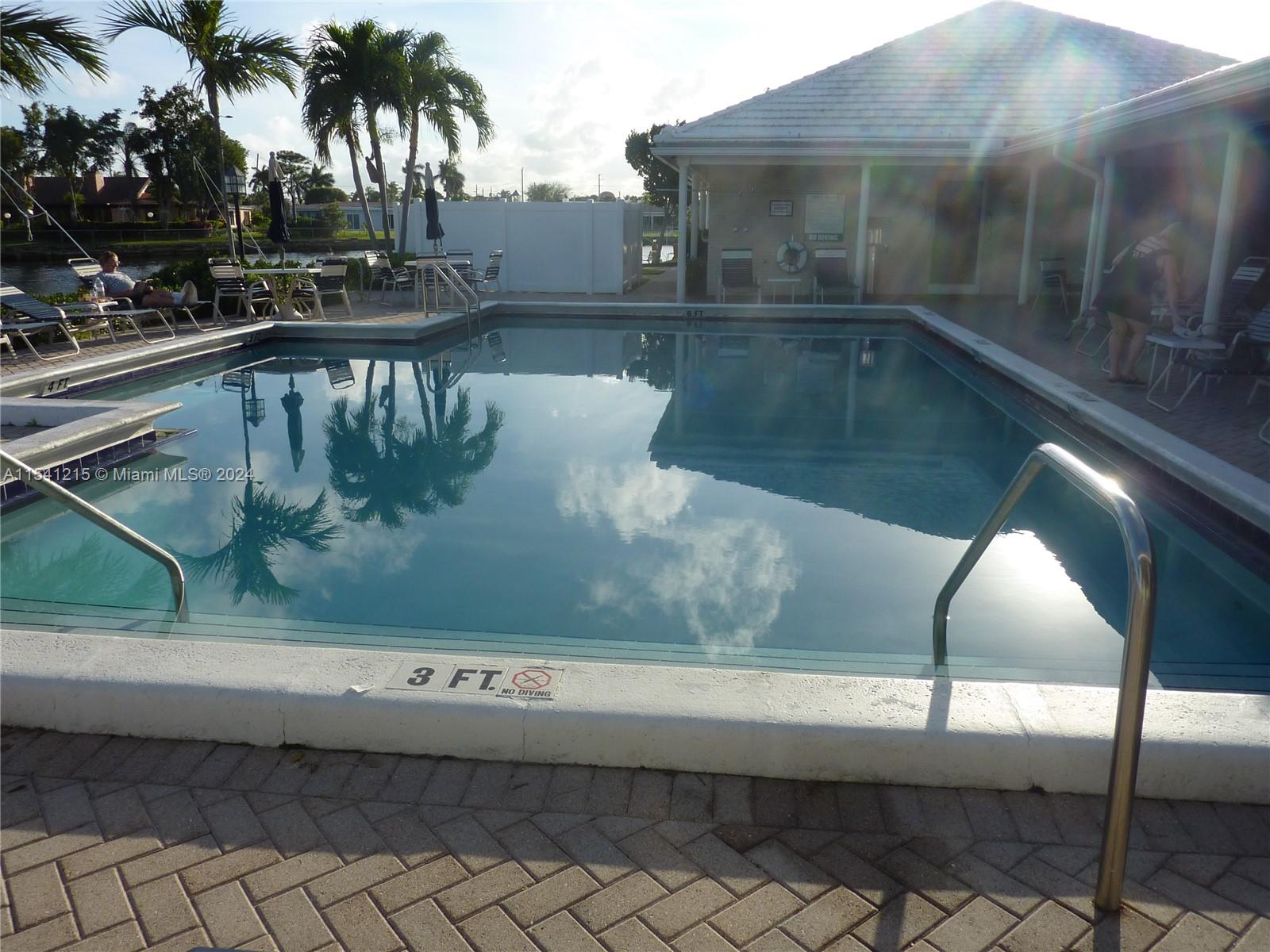 140 Cypress Club Dr # 403