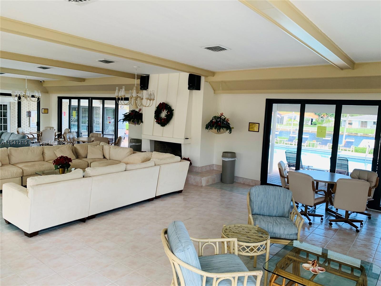 140 Cypress Club Dr # 403