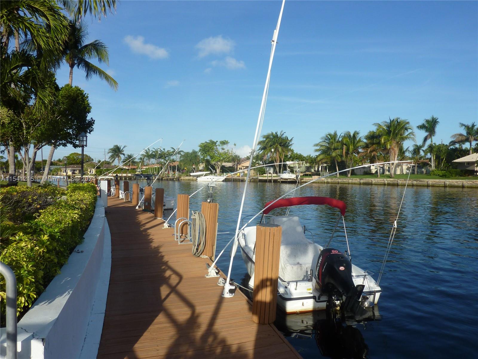 140 Cypress Club Dr # 403