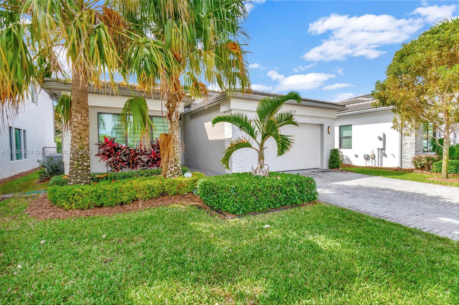 8778 Quiet Inlet Ln