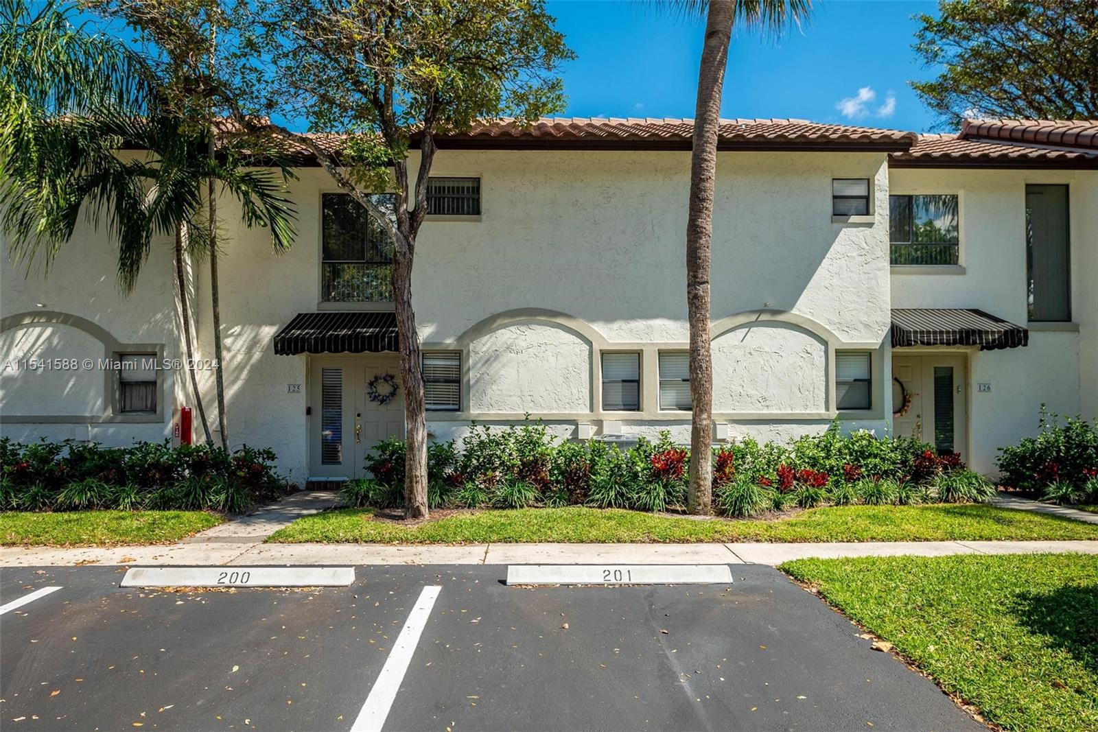7200 NW 2nd Ave # 1250