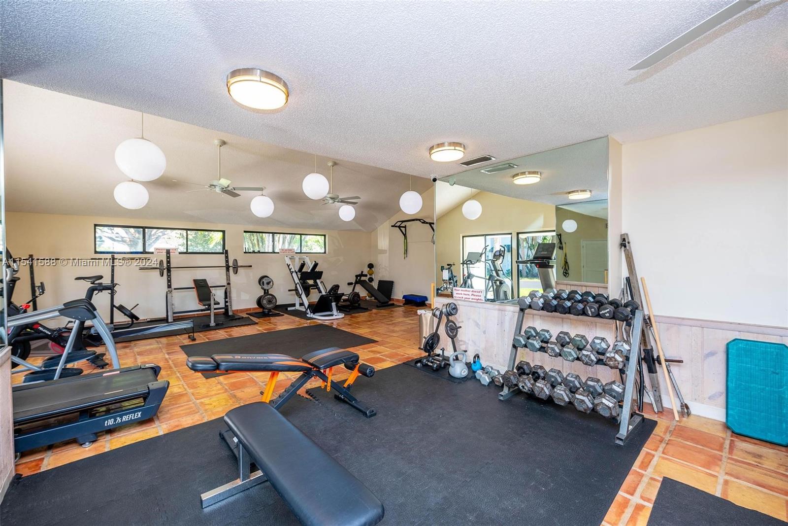 7200 NW 2nd Ave # 1250