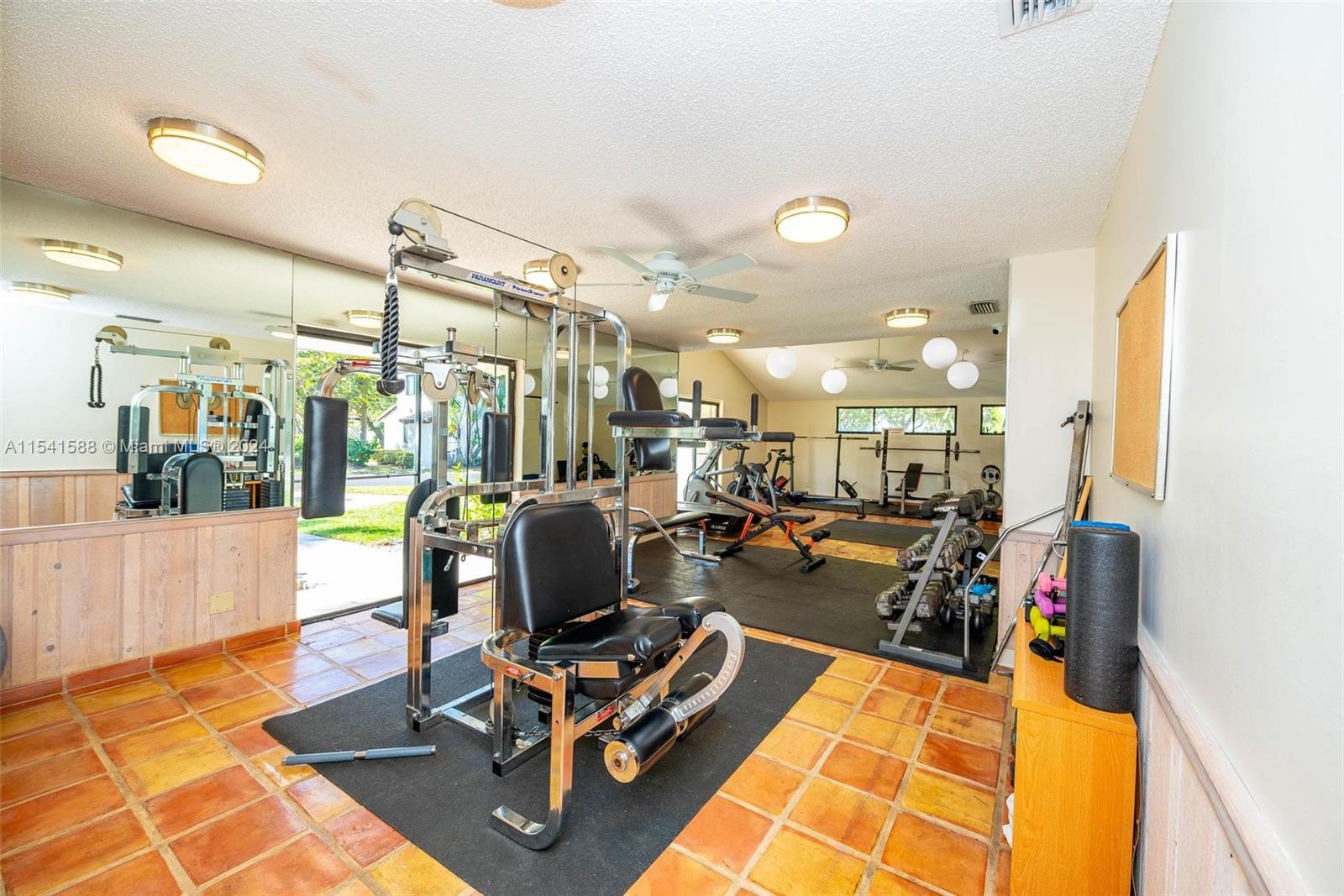 7200 NW 2nd Ave # 1250