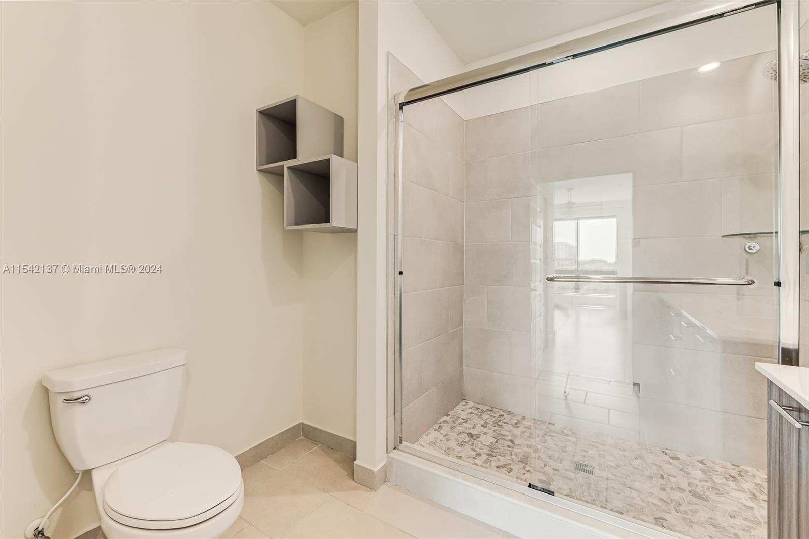 8301 NW 41st St # 401 Unit: B-401