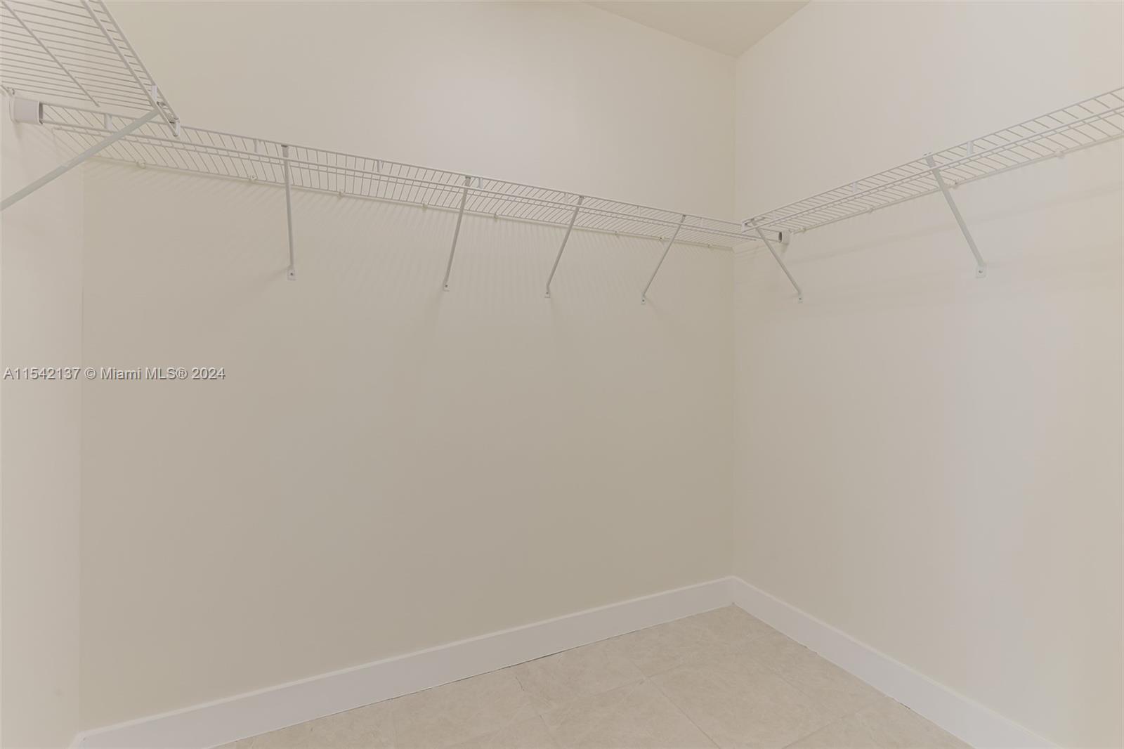 8301 NW 41st St # 401 Unit: B-401