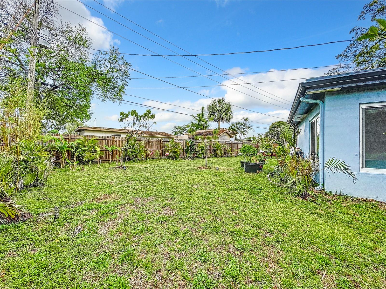 3637 Riverland Rd