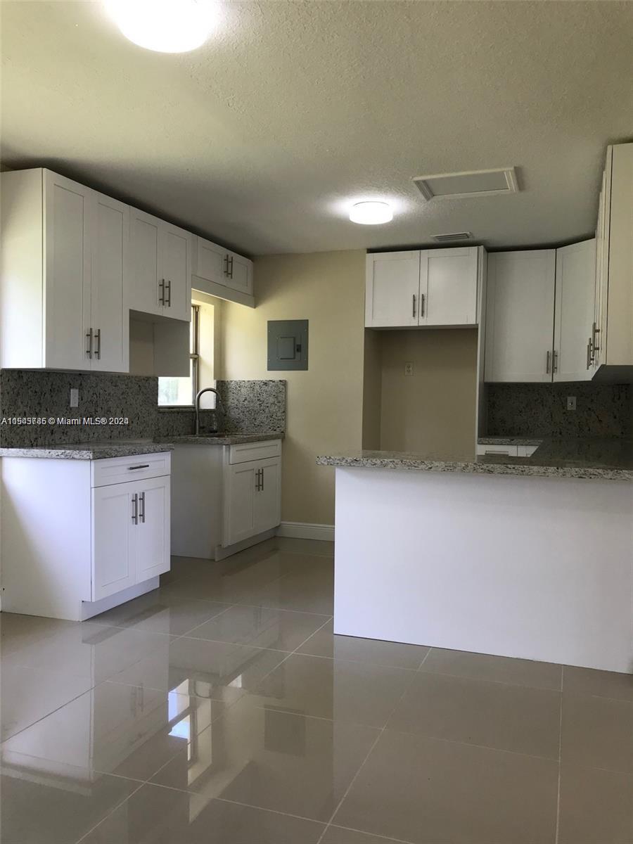 931 NW 14th St