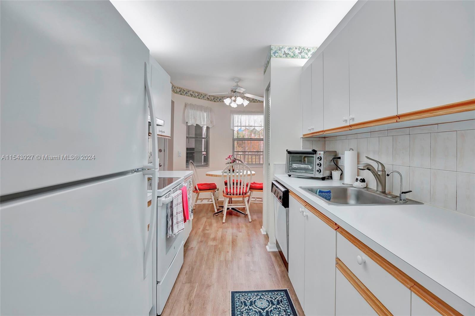 12900 SW 13th St # 213E