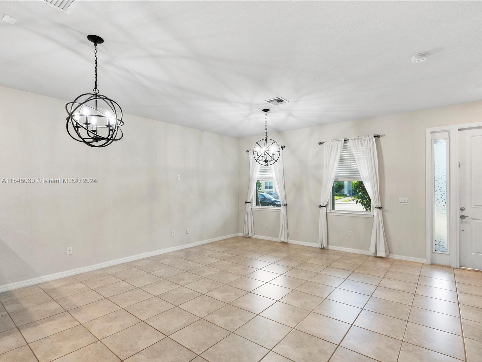 1240 Eucalyptus Dr # 5
