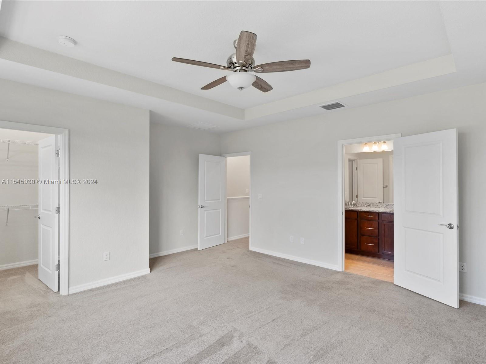1240 Eucalyptus Dr # 5