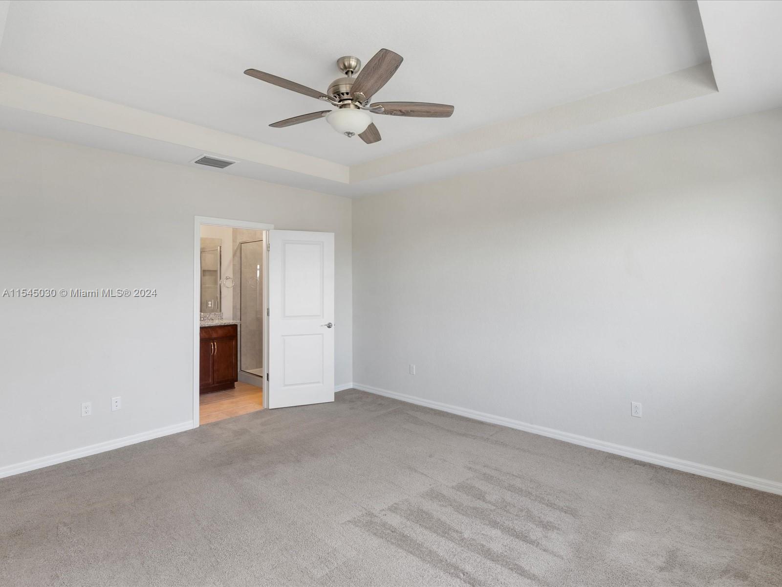 1240 Eucalyptus Dr # 5