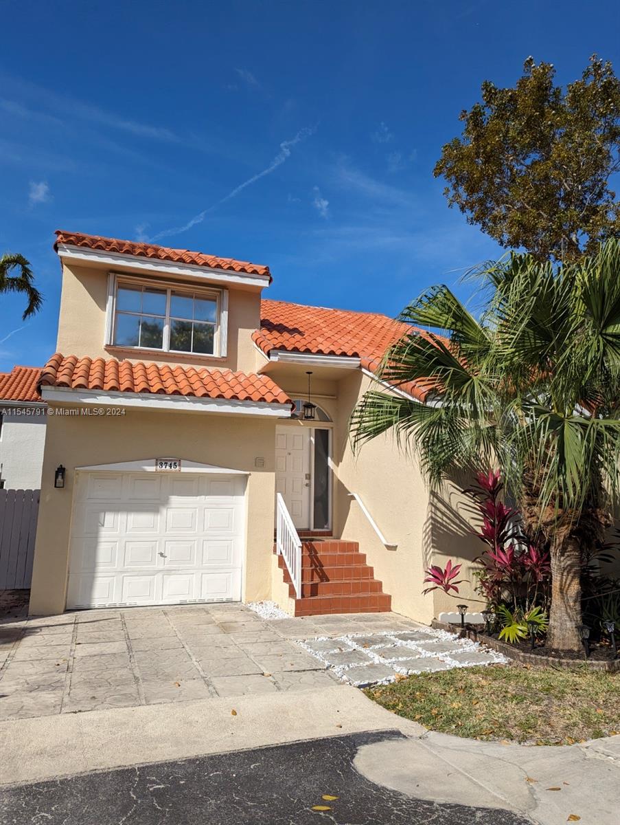 3745 Amalfi Dr