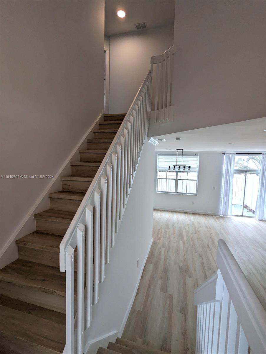 3745 Amalfi Dr