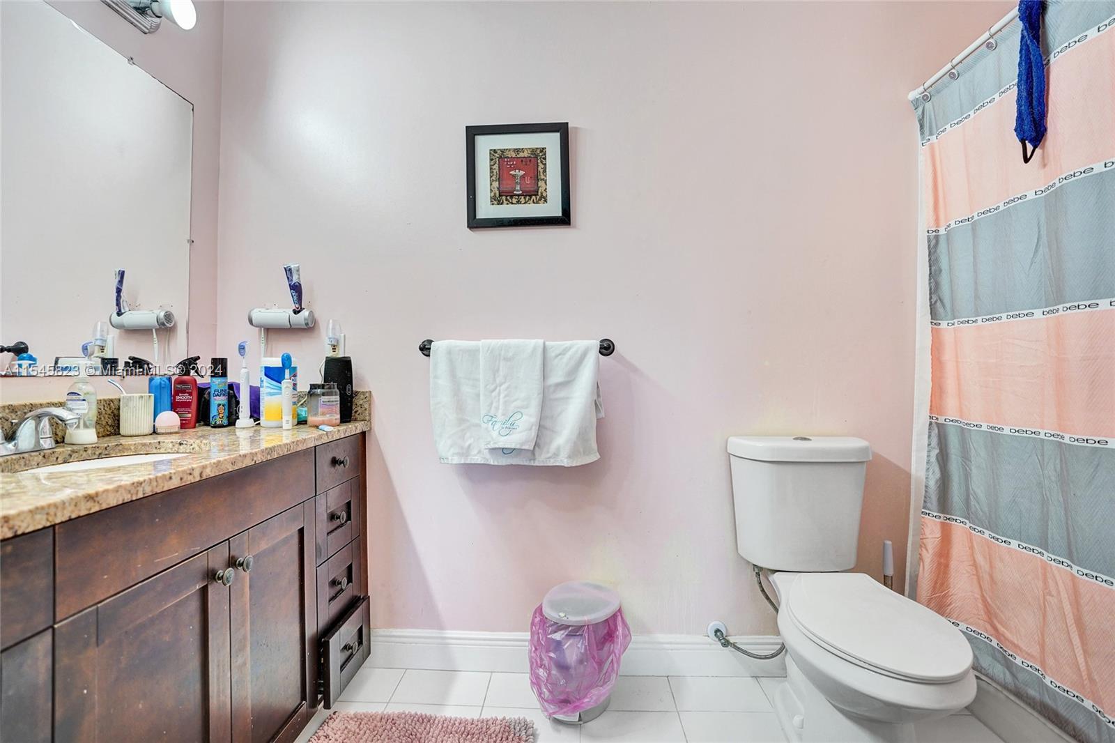 1133 Golden Lakes Blvd # 826