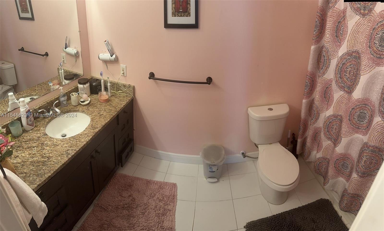 1133 Golden Lakes Blvd # 826