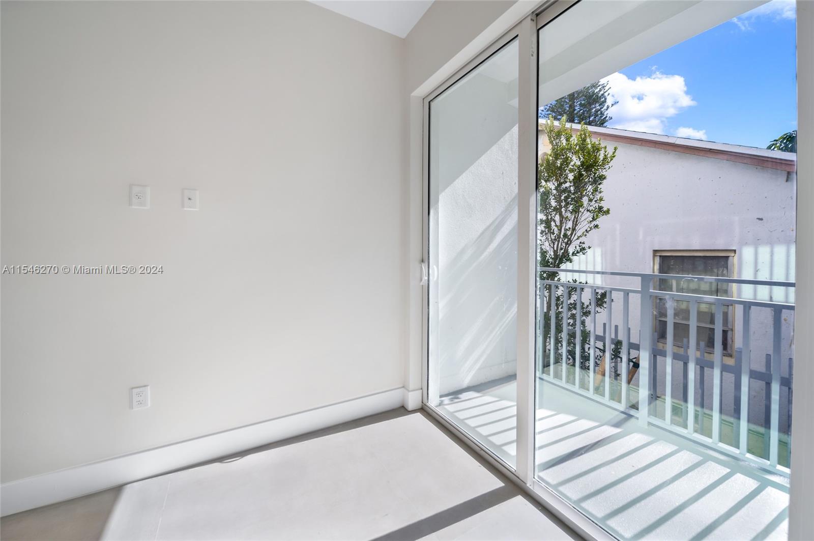 1536 NW 15th Ave # 104