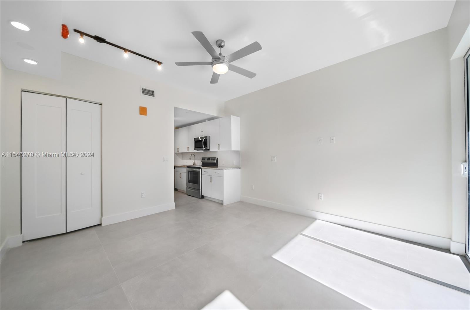 1536 NW 15th Ave # 104