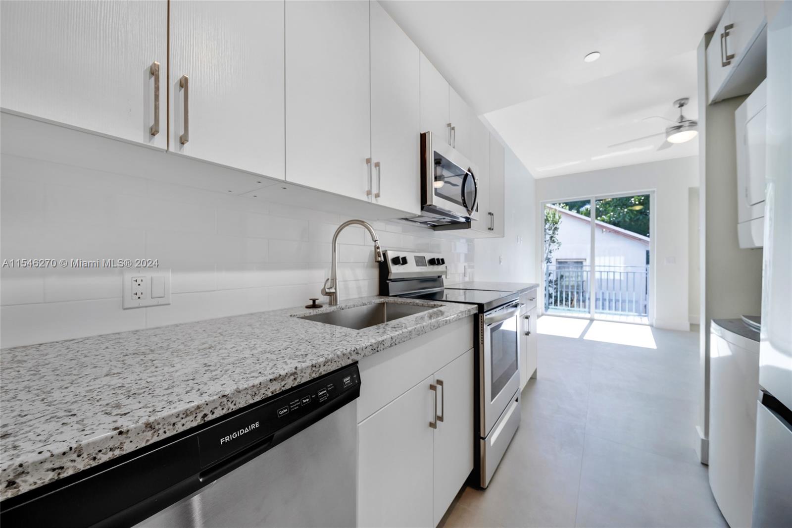 1536 NW 15th Ave # 104