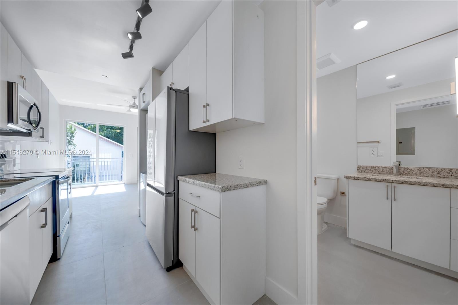 1536 NW 15th Ave # 104