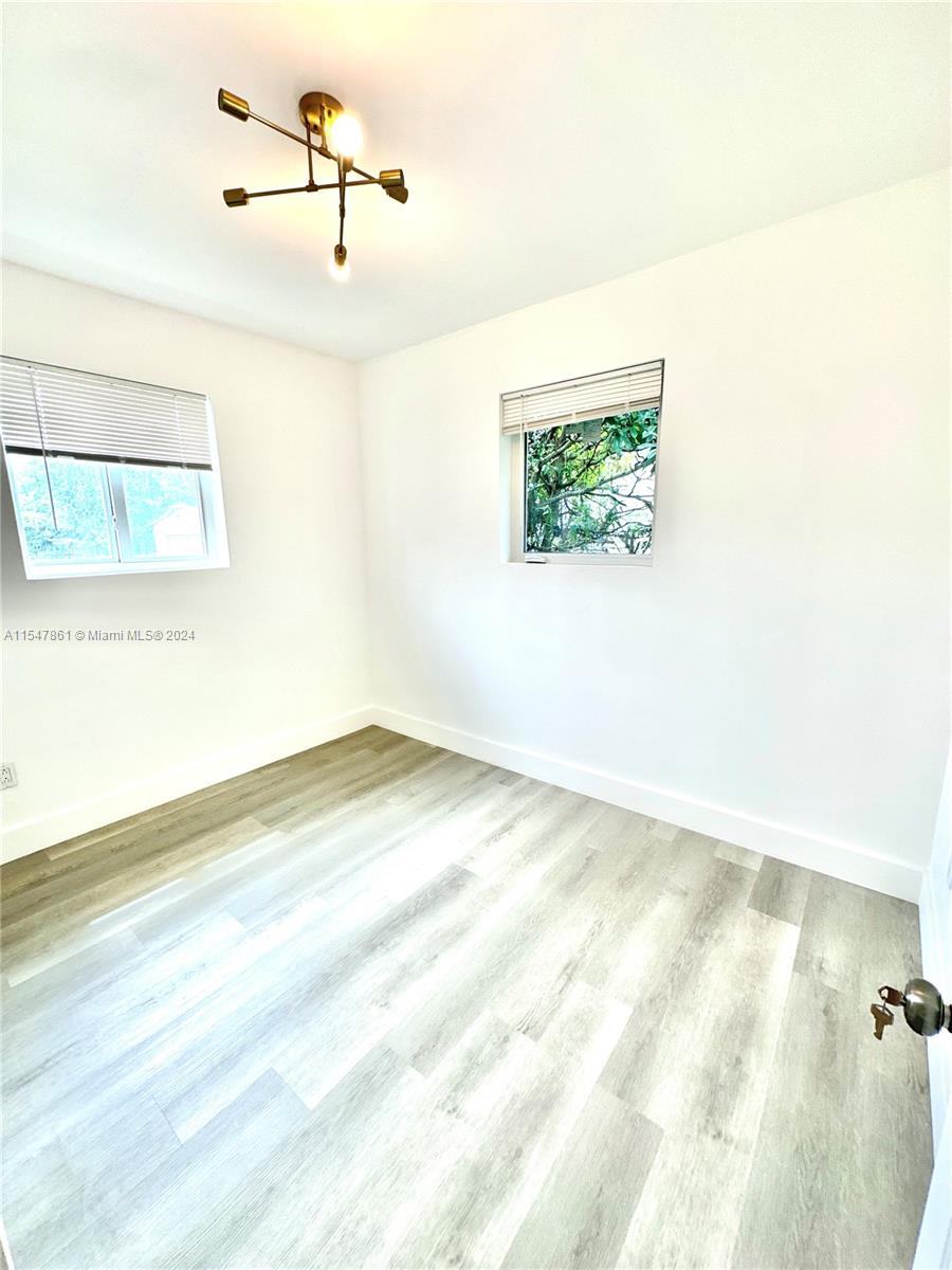2900 NW 52nd St