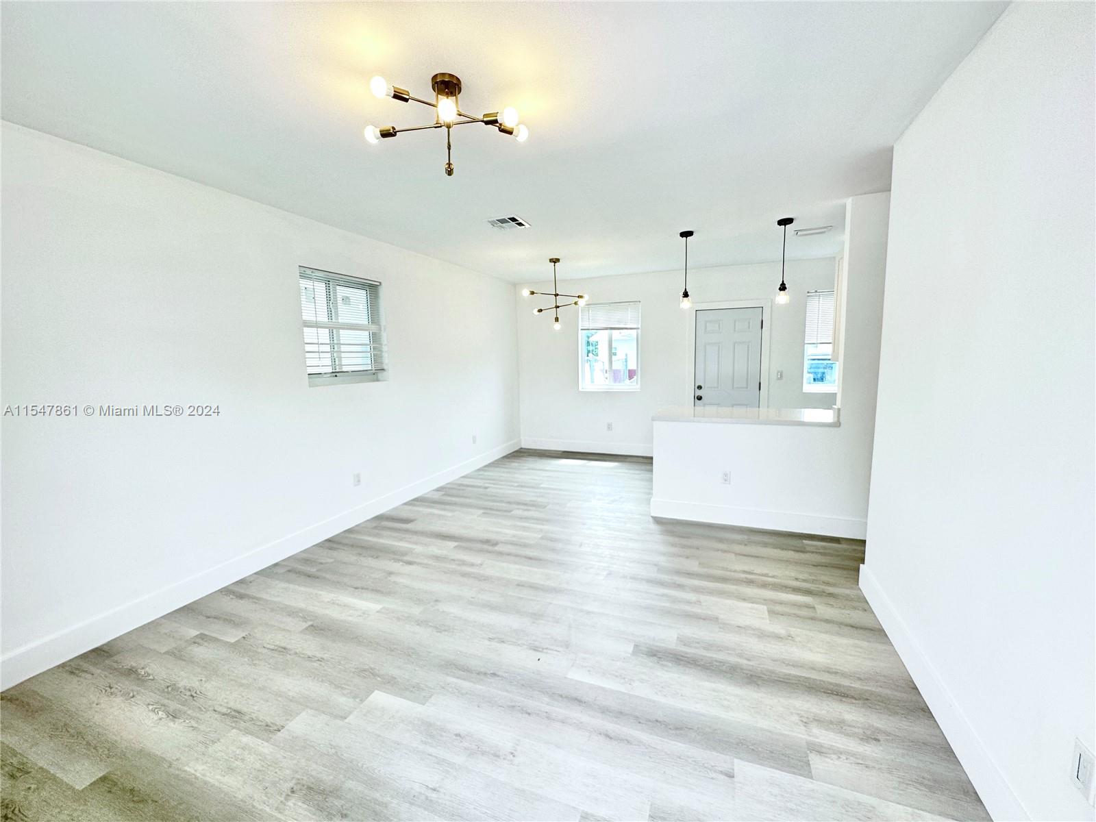 2900 NW 52nd St