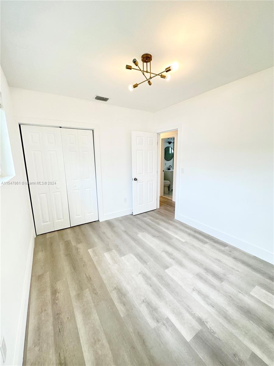 2900 NW 52nd St