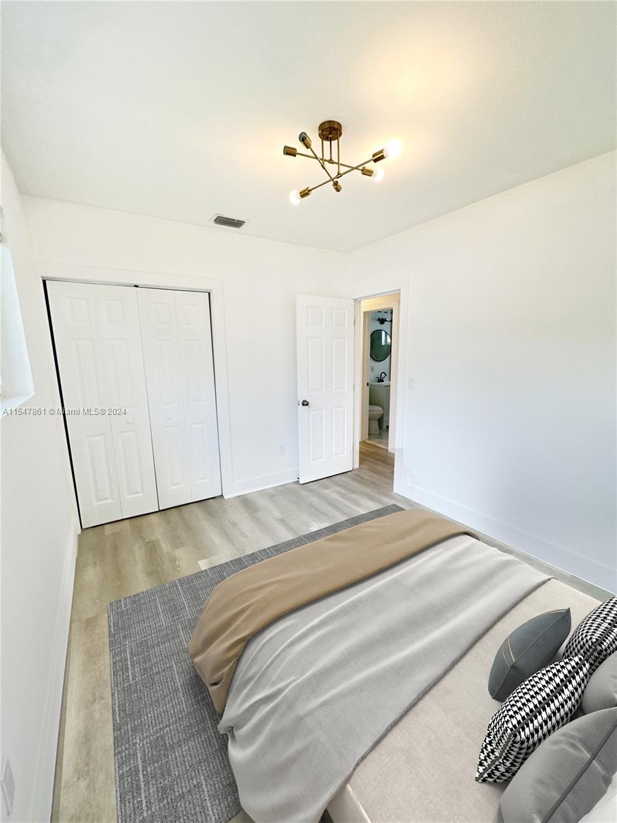 2900 NW 52nd St