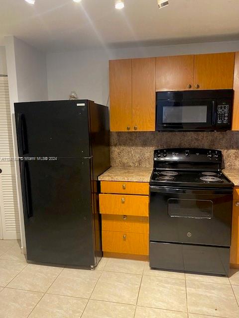 1690 NE 191st St # 1 Unit: 103-1