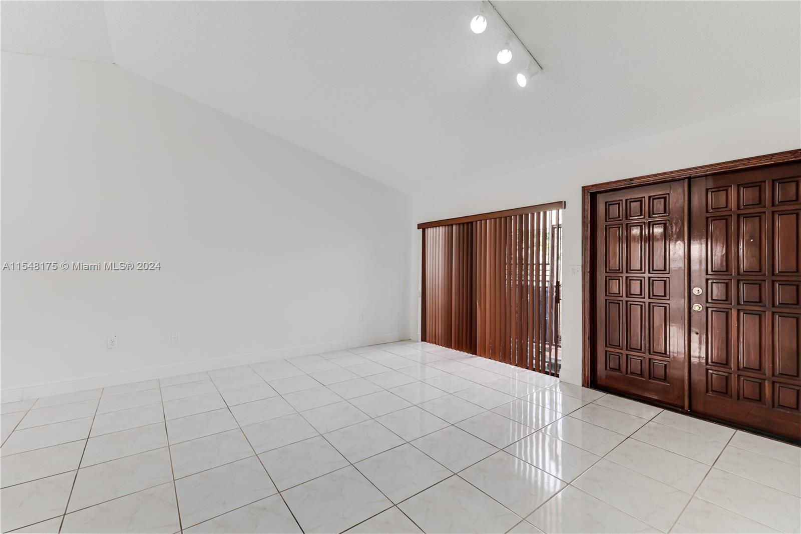15022 SW 90th Ter # 1
